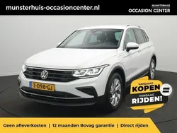 Wit Gebruikt 2022 VW Tiguan Business+ SUV | € 34.750 (Super prijs)