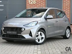 Bruin Gebruikt 2022 Hyundai i10 Comfort Hatchback | € 17.750 (Eerlijke prijs)