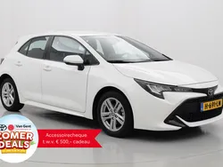 Wit Gebruikt 2020 Toyota Corolla Active Hatchback | € 13.999 (Eerlijke prijs)