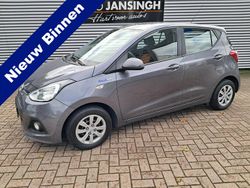 Grijs Gebruikt 2015 Hyundai i10 Comfort Hatchback | € 7.245 (Eerlijke prijs)