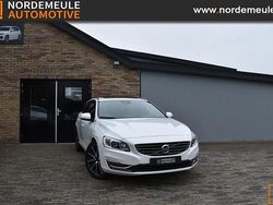 Wit Gebruikt 2015 Volvo V60 Stationwagen | € 5.900 (Eerlijke prijs)