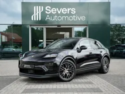 Zwart Gebruikt 2025 Porsche Macan Sport SUV | € 89.988