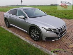 Grijs, metallic lak Gebruikt 2019 VW Arteon Elegance Hatchback | € 18.150 (Eerlijke prijs)