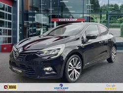Zwart, metallic lak Gebruikt 2019 Renault Clio IV Initiale Paris Stationwagen | € 17.950 (Eerlijke prijs)