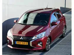 Rood, metallic lak Gebruikt 2021 Mitsubishi Space Star Hatchback | € 17.950 (Iets duurder)