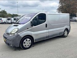Grijs Gebruikt 2006 Nissan Primastar MPV | € 2.250