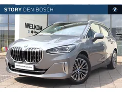 Grijs Gebruikt 2023 BMW 225 Active Tourer Comfort Edition MPV | € 37.950 (Eerlijke prijs)