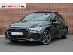 Grijs Nieuw 2025 Audi A3 Sportback e-tron Competition Sedan | € 51.450 (Super prijs)