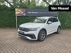 Wit Gebruikt 2023 VW Tiguan Business+ SUV | € 37.900 (Goede deal)