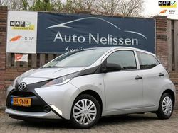 Grijs Gebruikt 2015 Toyota Aygo Hatchback | € 6.450 (Eerlijke prijs)