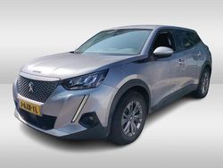 Grijs Gebruikt 2020 Peugeot e-2008 Active SUV | € 13.999 (Goede deal)