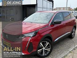 Rood Gebruikt 2022 Peugeot 5008 Allure MPV | € 24.950 (Eerlijke prijs)