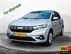 Grijs Gebruikt 2024 Dacia Sandero Expression Hatchback | € 16.900 (Goede deal)