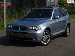 Blauw, metallic lak Gebruikt 2005 BMW X3 Executive SUV | € 1.999
