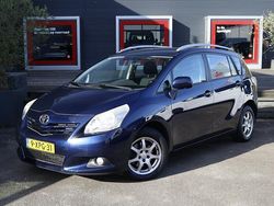 Blauw Gebruikt 2012 Toyota Verso Business Edition MPV | € 10.900 (Iets duurder)