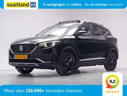 Zwart Gebruikt 2020 MG ZS Luxury Sedan | € 12.745 (Goede deal)