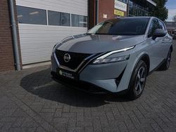 Grijs, metallic lak Gebruikt 2022 Nissan Qashqai N-Connecta SUV | € 22.945 (Eerlijke prijs)