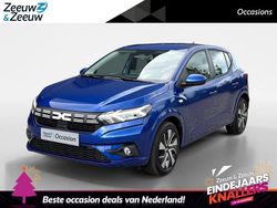 Bleu iron rqh (donker blauw) Gebruikt 2024 Dacia Sandero Expression Hatchback | € 16.935 (Eerlijke prijs)