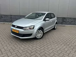 Grijs, metallic lak Gebruikt 2014 VW Polo Edition Hatchback | € 6.499 (Goede deal)