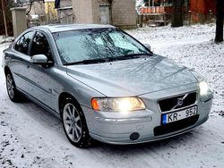 Gebruikt 2007 Volvo S60 Summum Sedan | € 4.850 (Eerlijke prijs)