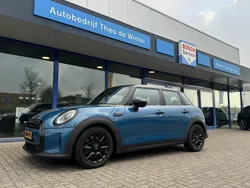 Blauw Gebruikt 2021 Mini Cooper Business Hatchback | € 24.495 (Iets duurder)
