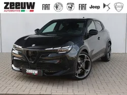 Zwart Nieuw 2025 Alfa Romeo Junior Veloce SUV | € 53.900
