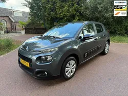 Grijs Gebruikt 2017 Citroën C3 Feel Hatchback | € 6.995 (Eerlijke prijs)