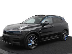 Zwart (metallic) Gebruikt 2023 Lynk & Co 01 SUV | € 24.495 (Super prijs)