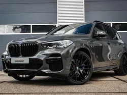 Grijs Gebruikt 2023 BMW X5 Executive SUV | € 69.999 (Eerlijke prijs)