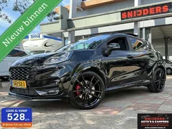 Zwart, metallic lak Gebruikt 2023 Ford Puma ST SUV | € 32.950 (Iets duurder)