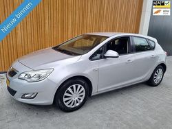 Grijs Gebruikt 2010 Opel Astra Edition Hatchback | € 3.800 (Eerlijke prijs)