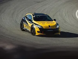Geel Gebruikt 2010 Renault Mégane Coupé R.S. Coupé | € 25.000