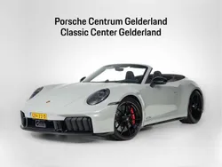 Grijs Nieuw 2025 Porsche 911 Carrera GTS Cabriolet | € 284.900 (Goede deal)