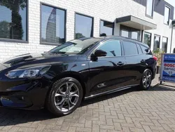 Zwart Gebruikt 2020 Ford Focus ST Stationwagen | € 13.950 (Goede deal)