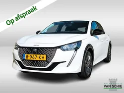 Wit Gebruikt 2022 Peugeot e-208 Active Hatchback | € 16.400 (Goede deal)