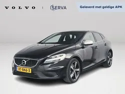 Zwart Gebruikt 2018 Volvo V40 Stationwagen | € 15.900 (Eerlijke prijs)