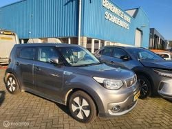 Grijs Gebruikt 2014 Kia Soul EV 2 SUV | € 7.950