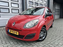 Rood Gebruikt 2008 Renault Twingo Hatchback | € 1.649 (Eerlijke prijs)