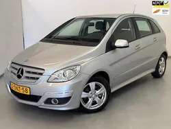 Grijs Gebruikt 2009 Mercedes B200 MPV | € 8.950 (Duur)