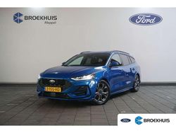 Blauw Gebruikt 2024 Ford Focus ST-Line X Stationwagen | € 23.950 (Goede deal)