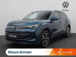 Blauw, metallic lak Gebruikt 2024 VW Tiguan Edition SUV | € 44.900 (Super prijs)