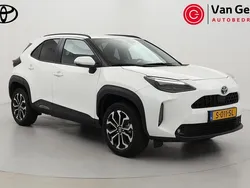 Wit Gebruikt 2023 Toyota Yaris Cross SUV | € 26.999 (Eerlijke prijs)