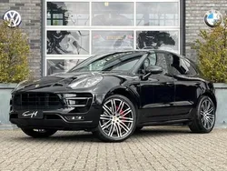 Zwart Gebruikt 2017 Porsche Macan Turbo SUV | € 52.450 (Goede deal)