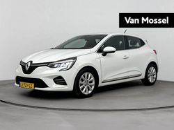 Wit Gebruikt 2020 Renault Clio V Intens Hatchback | € 15.435 (Eerlijke prijs)