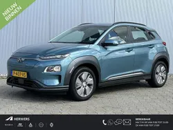 Ceramic blue metallic (su8) Gebruikt 2020 Hyundai Kona Comfort SUV | € 16.435 (Goede deal)