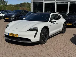 Wit Gebruikt 2022 Porsche Taycan Cross Turismo Sedan | € 56.950