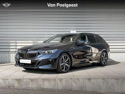 M carbonschwarz Gebruikt 2025 BMW 530e Comfort Edition Stationwagen | € 81.900