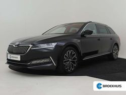 Zwart Gebruikt 2022 Skoda Superb LAURIN & KLEMENT Stationwagen | € 30.400 (Iets duurder)