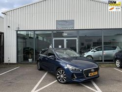 Blauw Gebruikt 2017 Hyundai i30 Premium Hatchback | € 12.350 (Eerlijke prijs)