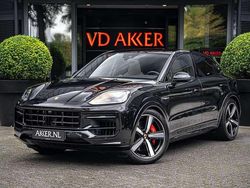 Zwart Gebruikt 2024 Porsche Cayenne SUV | € 139.880